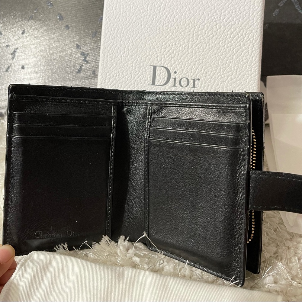 DIOR - Picture 7 of 17